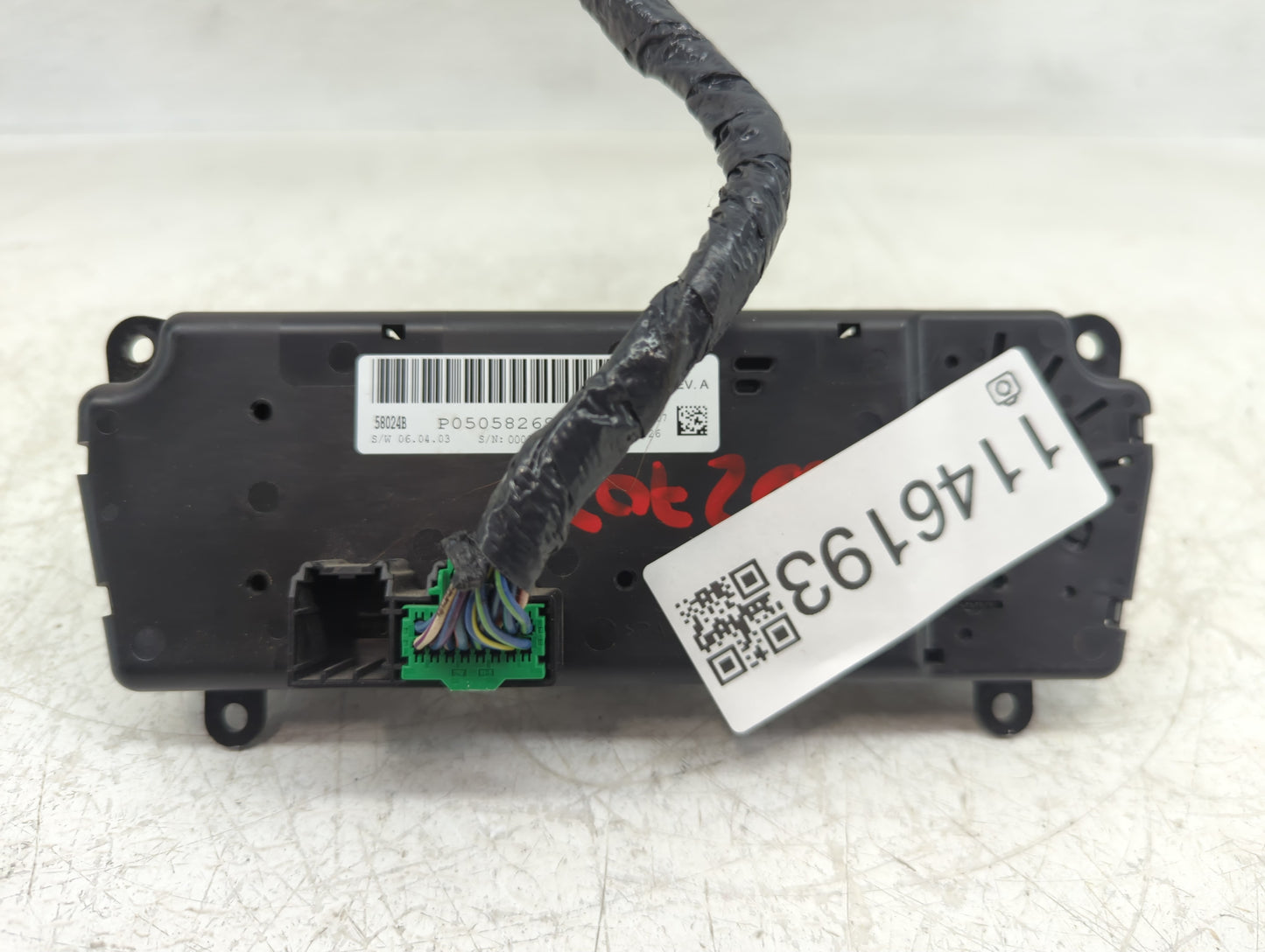 2006-2007 Dodge Ram 1500 Climate Control Module Temperature AC/Heater Replacement P/N:58024B Fits Fits 2006 2007 2008 OEM Us