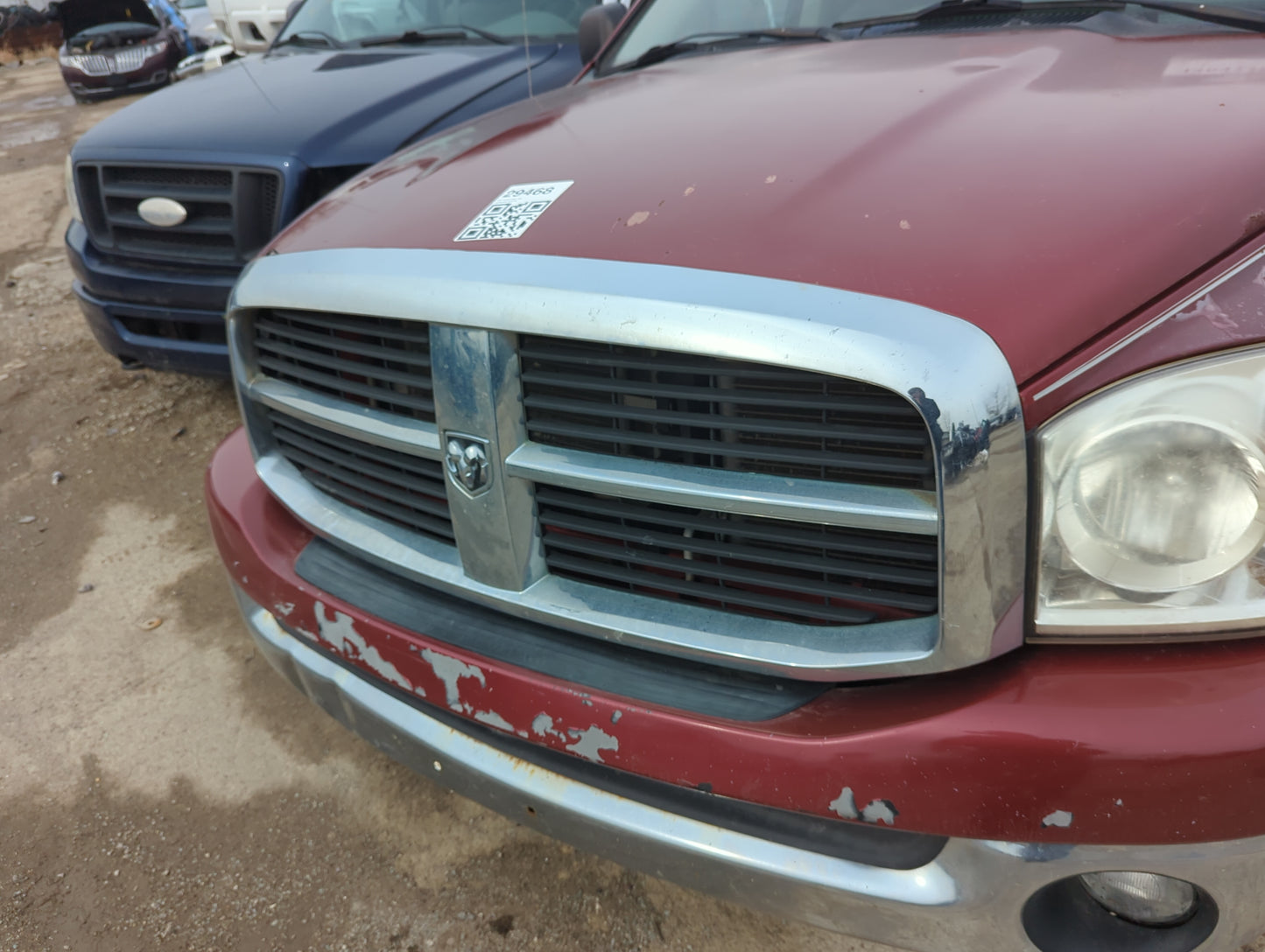 2006-2008 Dodge Ram 1500 Front Grille Bumper Not Included - Oemusedautoparts1.com