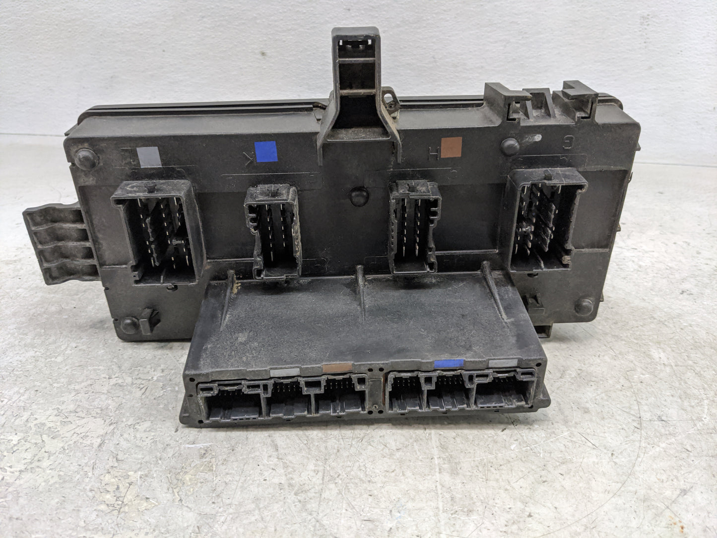 2007-2007 Dodge Ram 1500 Fusebox Fuse Box Relay Module Tipm P04692117ag - Oemusedautoparts1.com