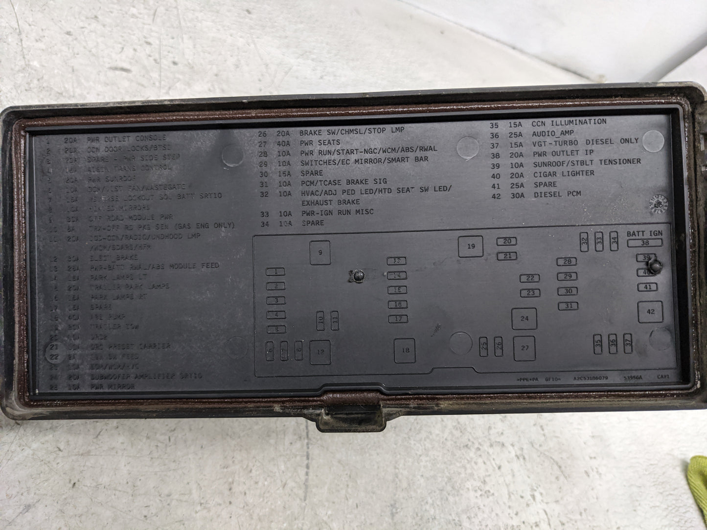 2007-2007 Dodge Ram 1500 Fusebox Fuse Box Relay Module Tipm P04692117ag - Oemusedautoparts1.com