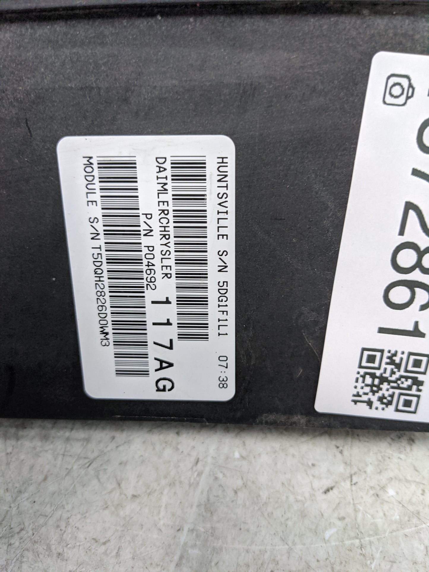 2007-2007 Dodge Ram 1500 Fusebox Fuse Box Relay Module Tipm P04692117ag - Oemusedautoparts1.com