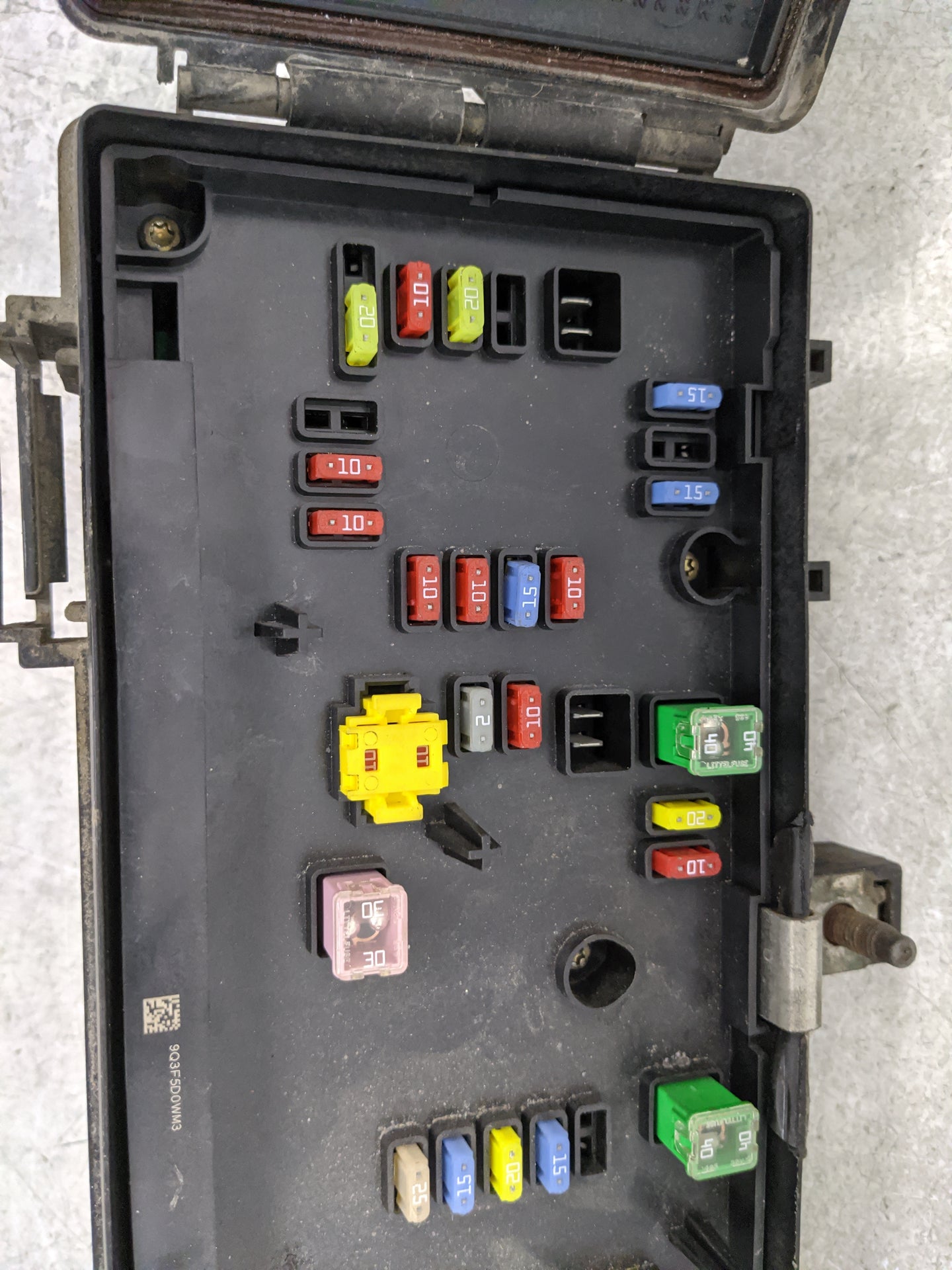 2007-2007 Dodge Ram 1500 Fusebox Fuse Box Relay Module Tipm P04692117ag - Oemusedautoparts1.com