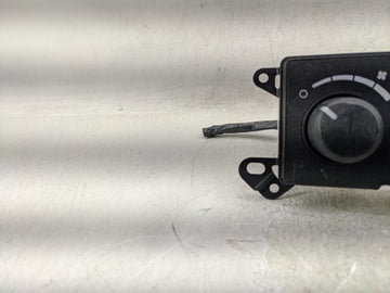 2006-2007 Dodge Ram 1500 Climate Control Module Temperature AC/Heater Replacement P/N:P55056754AB Fits Fits 2006 2007 2008 OEM Used Auto Parts