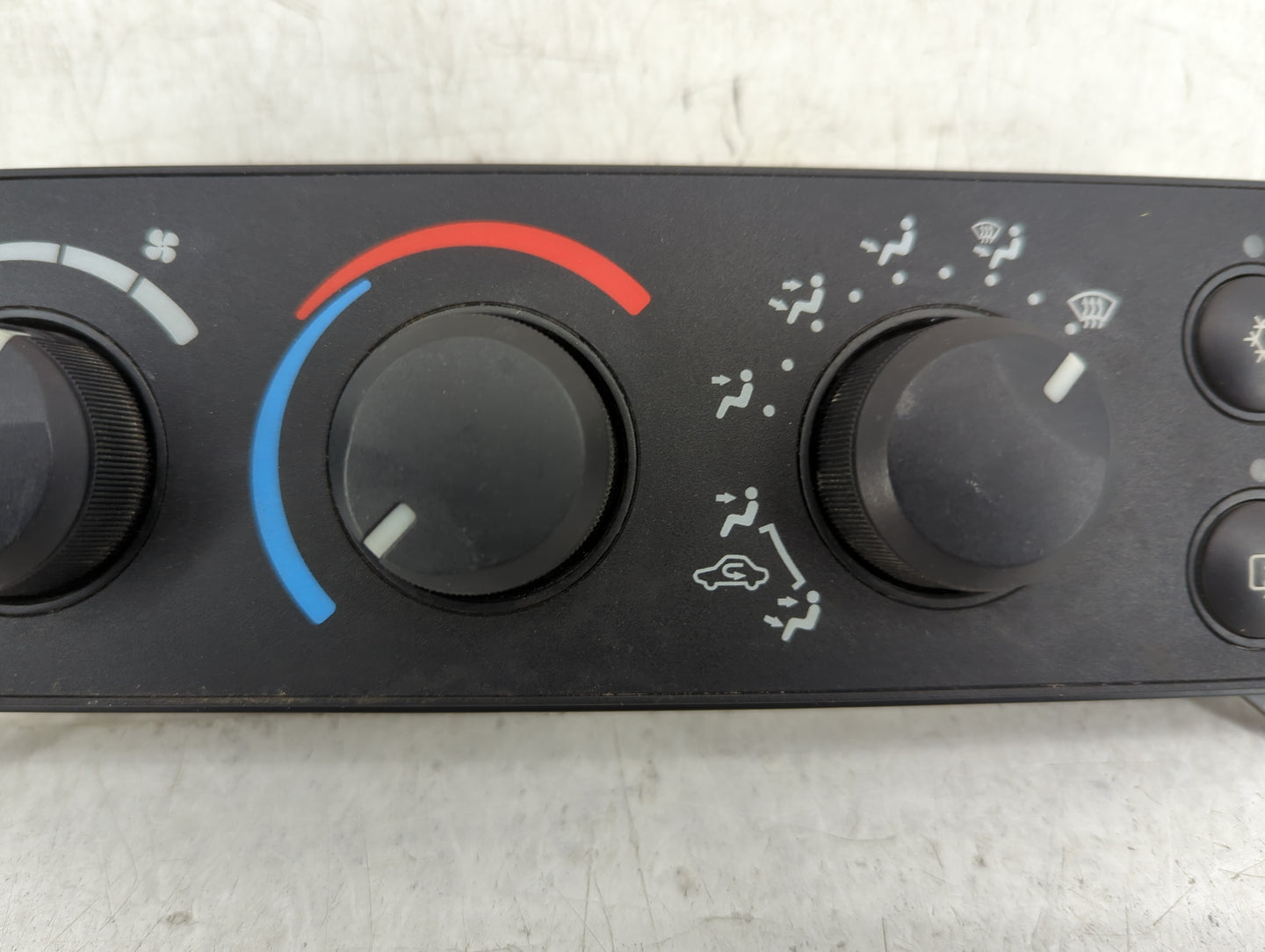 2006-2007 Dodge Ram 1500 Climate Control Module Temperature AC/Heater Replacement P/N:P55056755AB Fits Fits 2006 2007 OEM Us