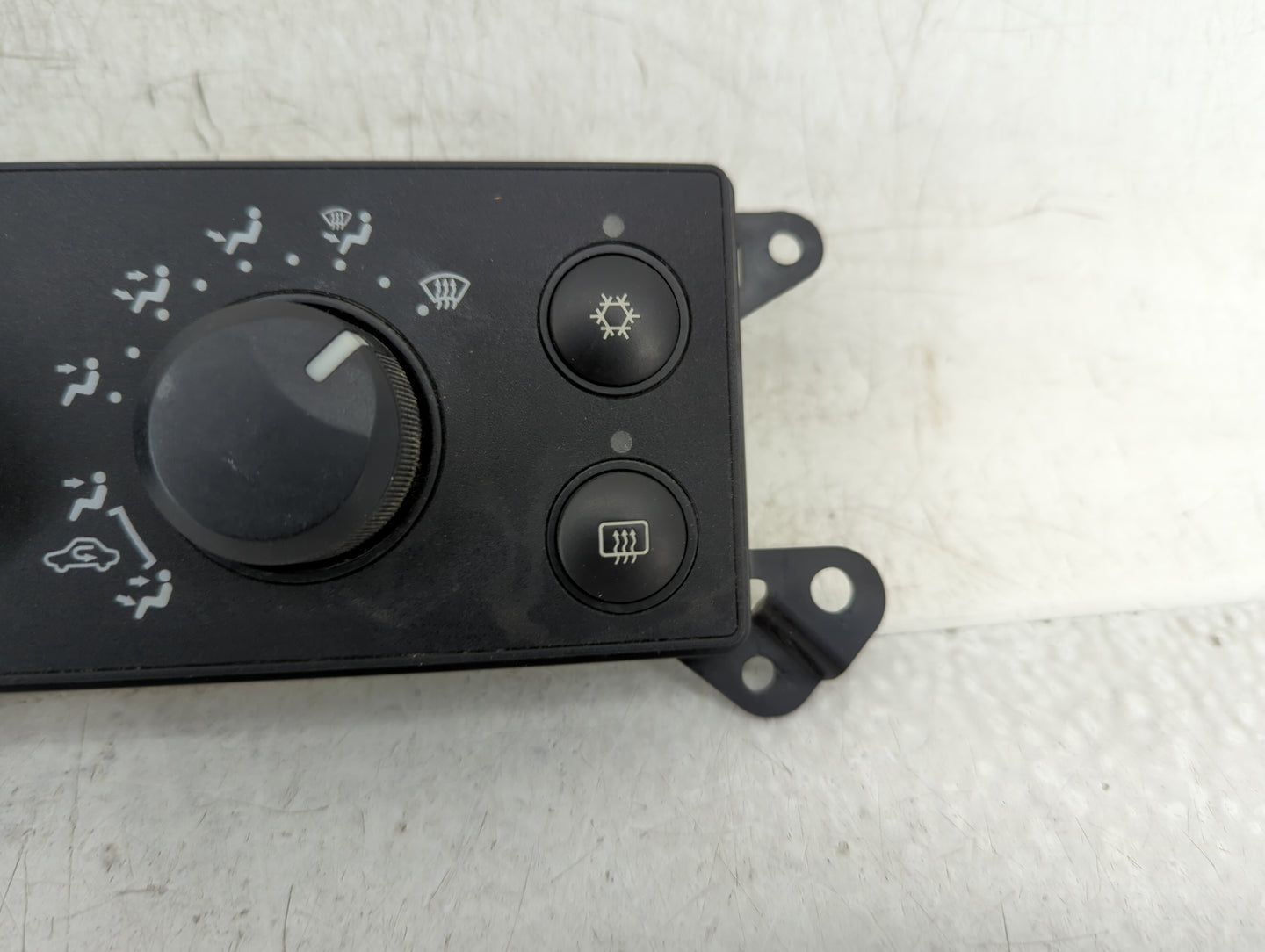 2006-2007 Dodge Ram 1500 Climate Control Module Temperature AC/Heater Replacement P/N:P55056755AB Fits Fits 2006 2007 OEM Us