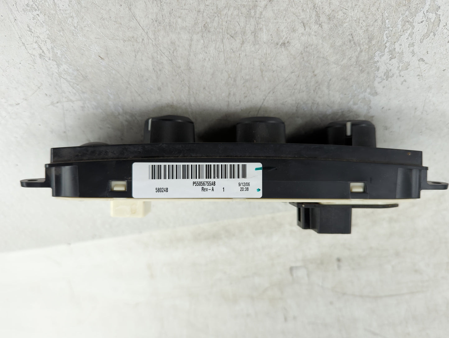 2006-2007 Dodge Ram 1500 Climate Control Module Temperature AC/Heater Replacement P/N:P55056755AB Fits Fits 2006 2007 OEM Us