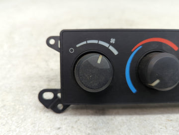 2006-2007 Dodge Ram 1500 Climate Control Module Temperature AC/Heater Replacement P/N:P55056755AB Fits Fits 2006 2007 2008 OEM Used Auto Parts