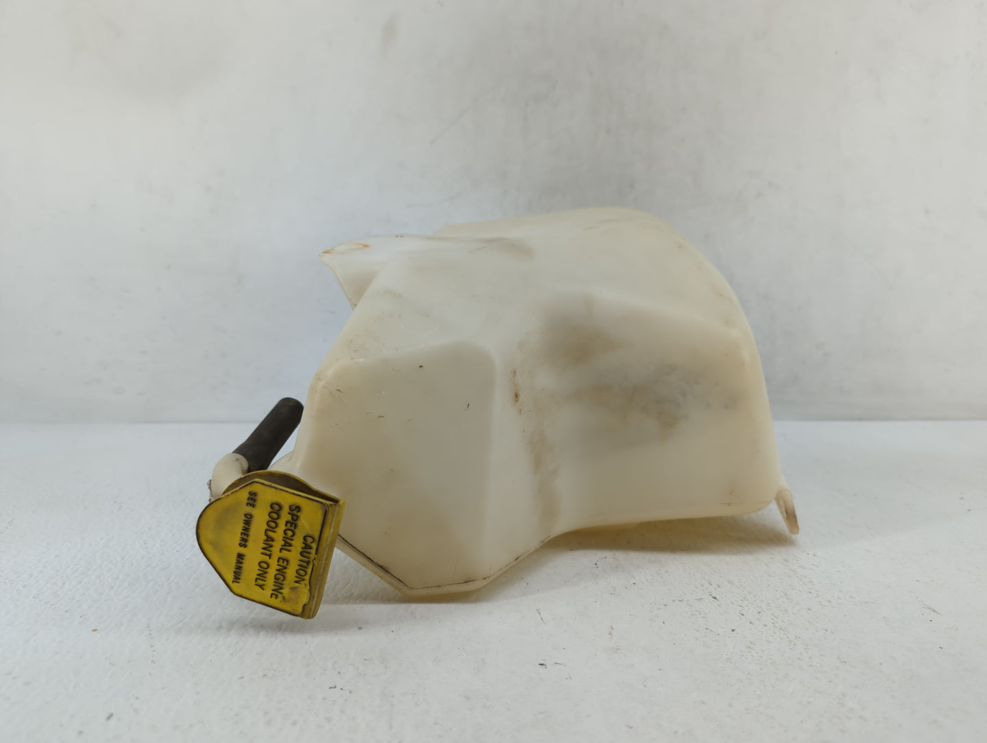 2004-2008 Dodge Ram 1500 Windshield Washer Fluid Reservoir Bottle Oem - Oemusedautoparts1.com