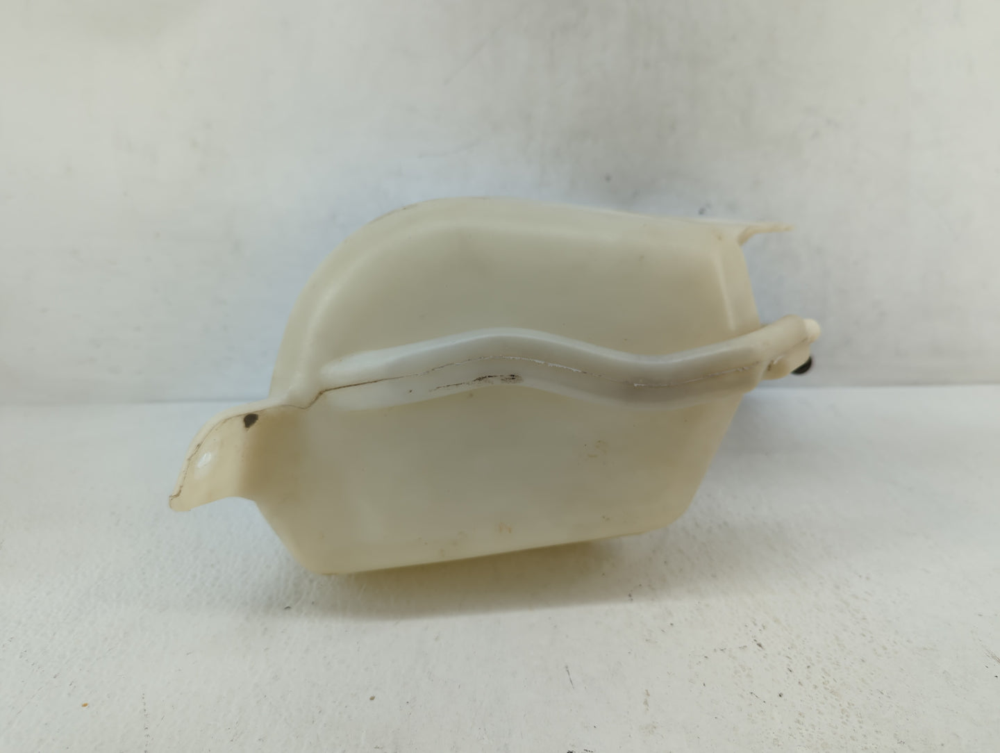 2004-2008 Dodge Ram 1500 Windshield Washer Fluid Reservoir Bottle Oem - Oemusedautoparts1.com