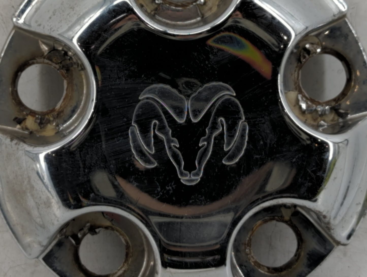 2007 Dodge Ram 1500 Rim Wheel Center Cap Silver - Oemusedautoparts1.com