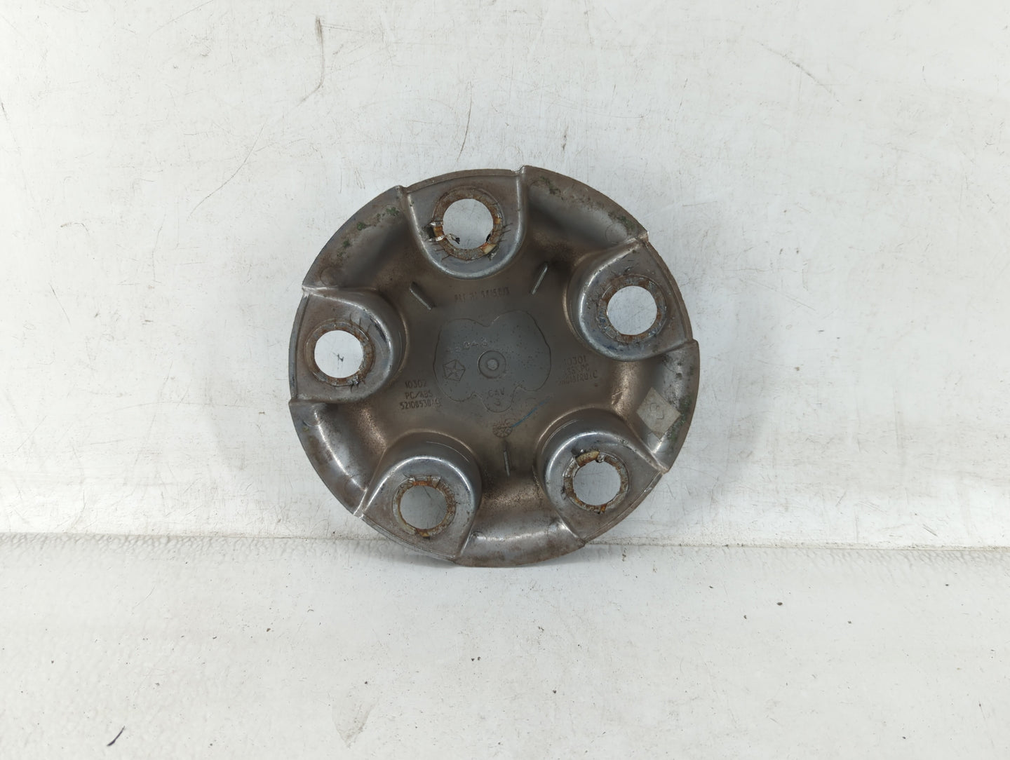 2007 Dodge Ram 1500 Rim Wheel Center Cap Silver - Oemusedautoparts1.com