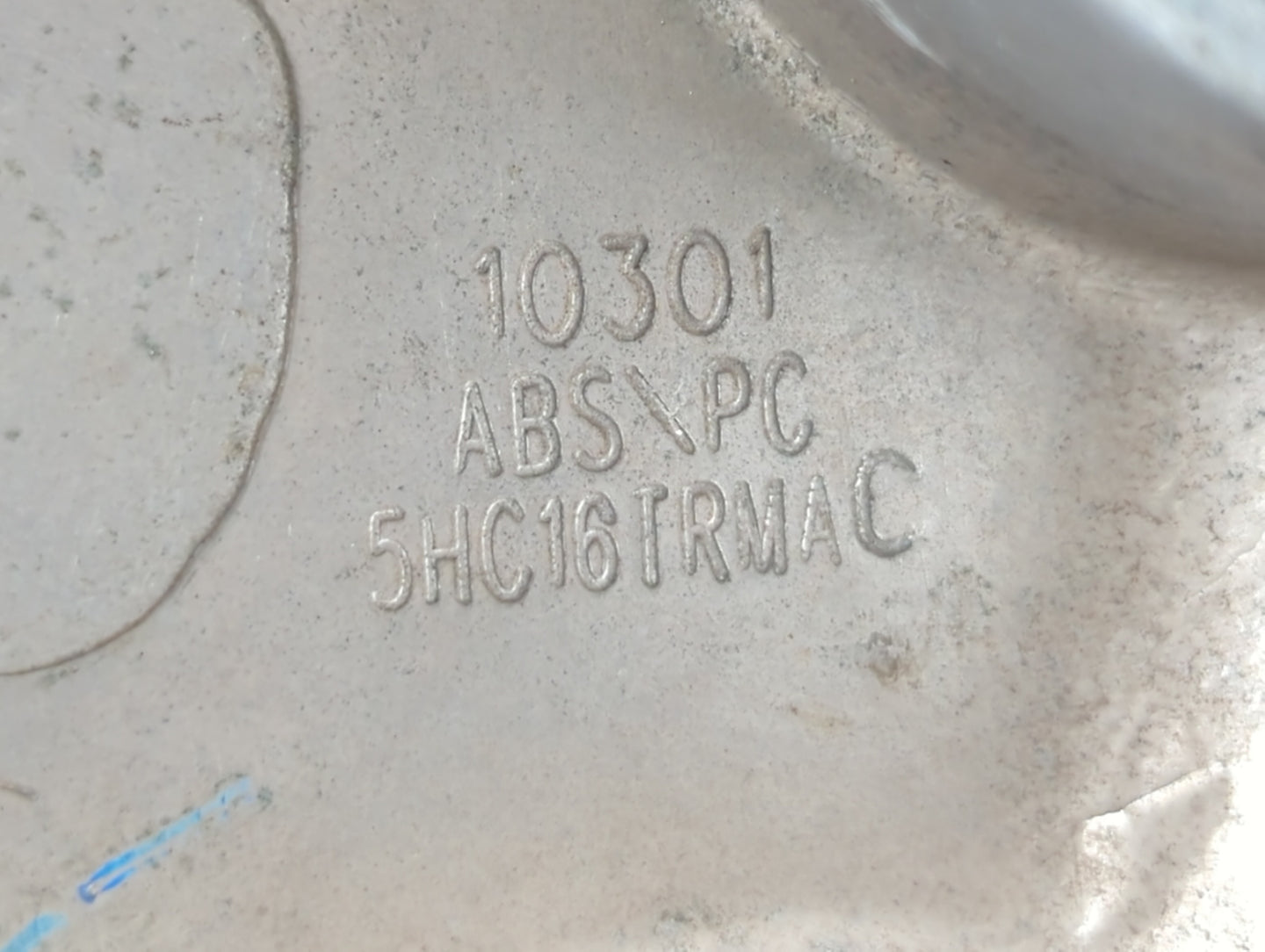 2007 Dodge Ram 1500 Rim Wheel Center Cap Silver - Oemusedautoparts1.com