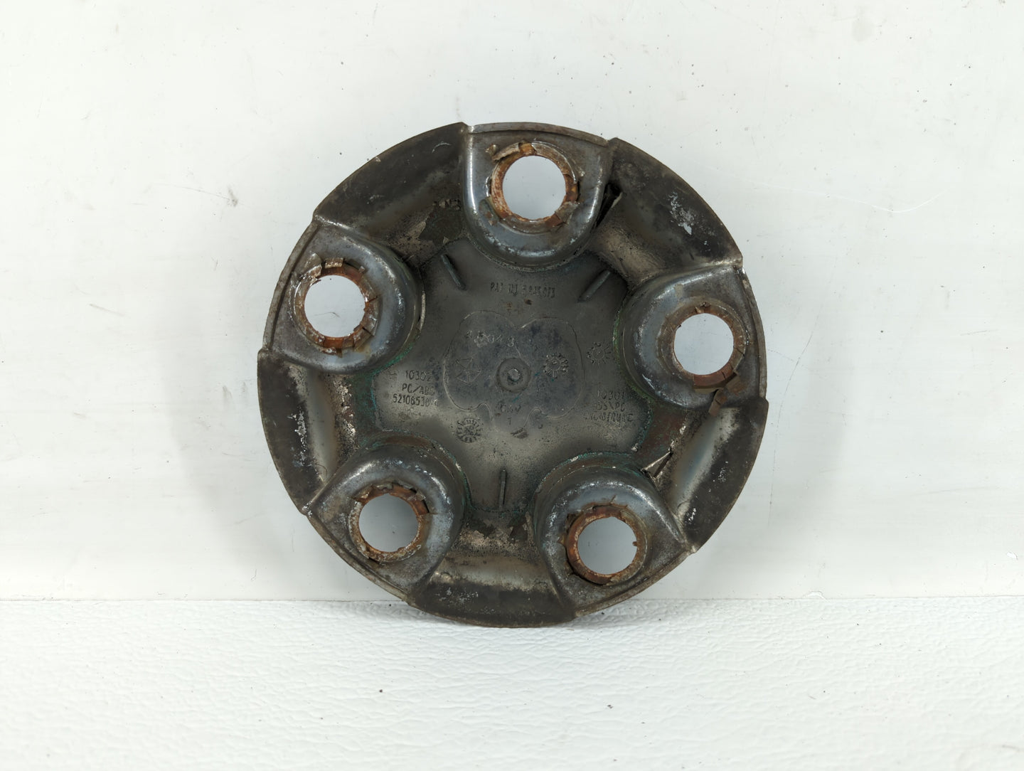 2007 Dodge Ram 1500 Rim Wheel Center Cap Silver - Oemusedautoparts1.com