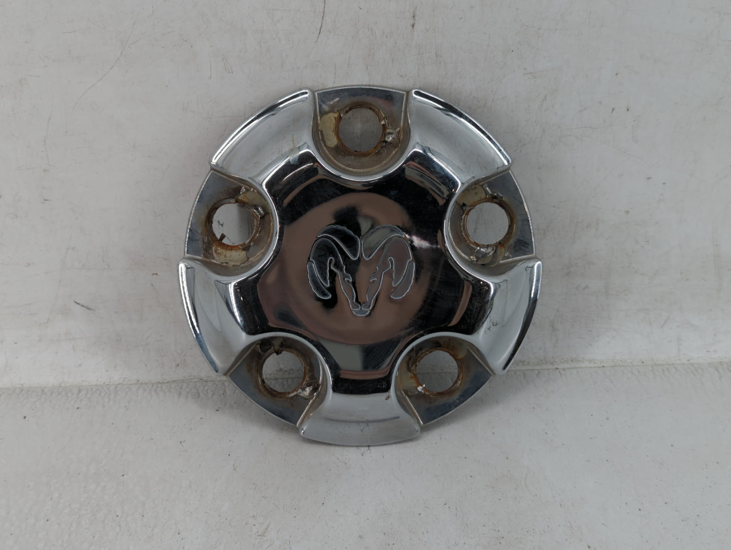 2007 Dodge Ram 1500 Rim Wheel Center Cap - Oemusedautoparts1.com