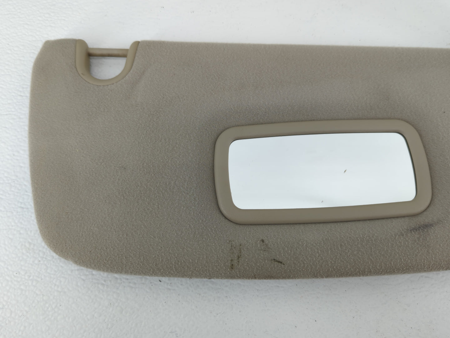 2007-2008 Dodge Ram 1500 Sun Visor Shade Replacement Passenger Right Mirror Fits Fits 2007 2008 OEM Used Auto Parts - Oemuse