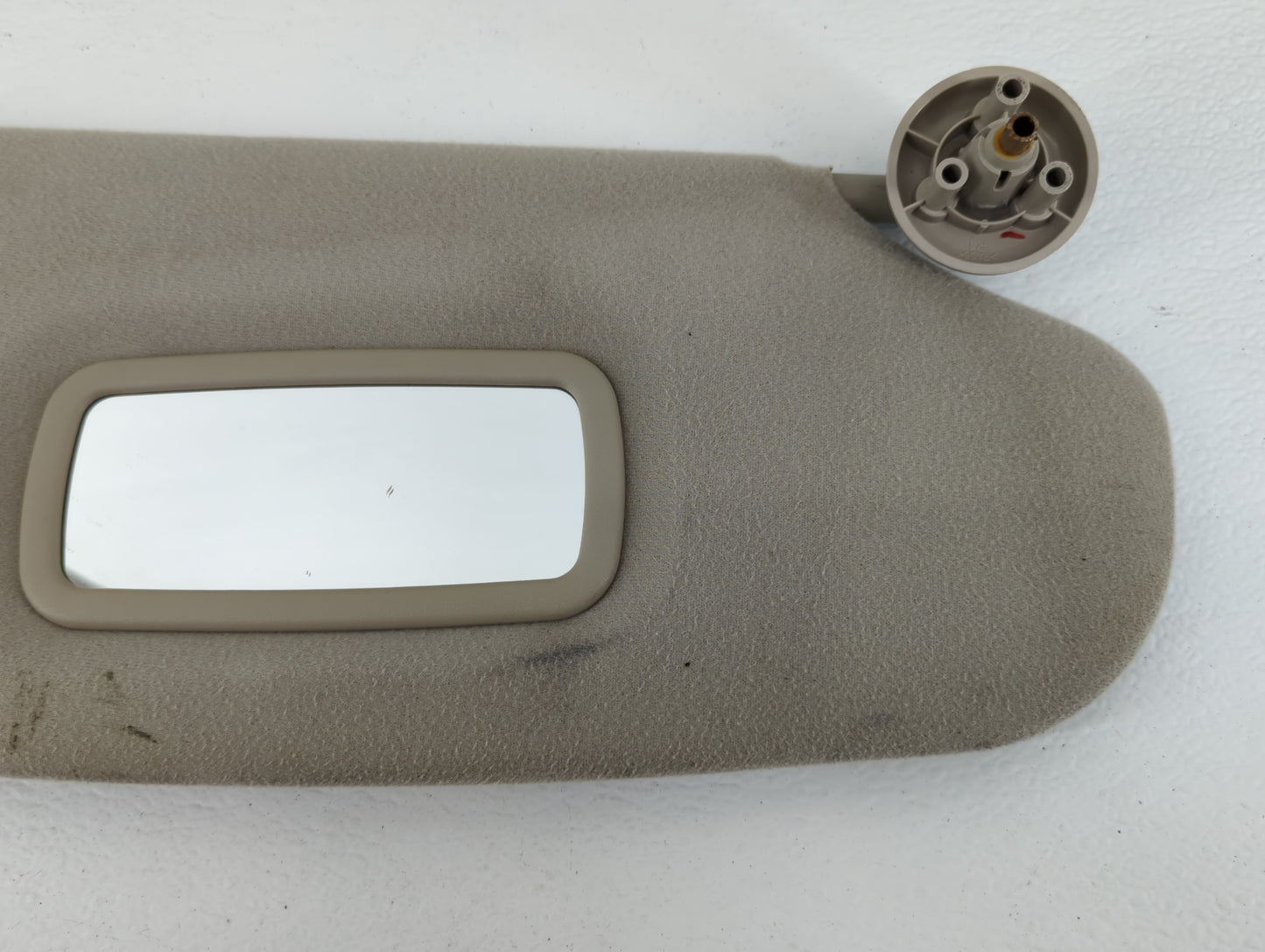 2007-2008 Dodge Ram 1500 Sun Visor Shade Replacement Passenger Right Mirror Fits Fits 2007 2008 OEM Used Auto Parts - Oemuse