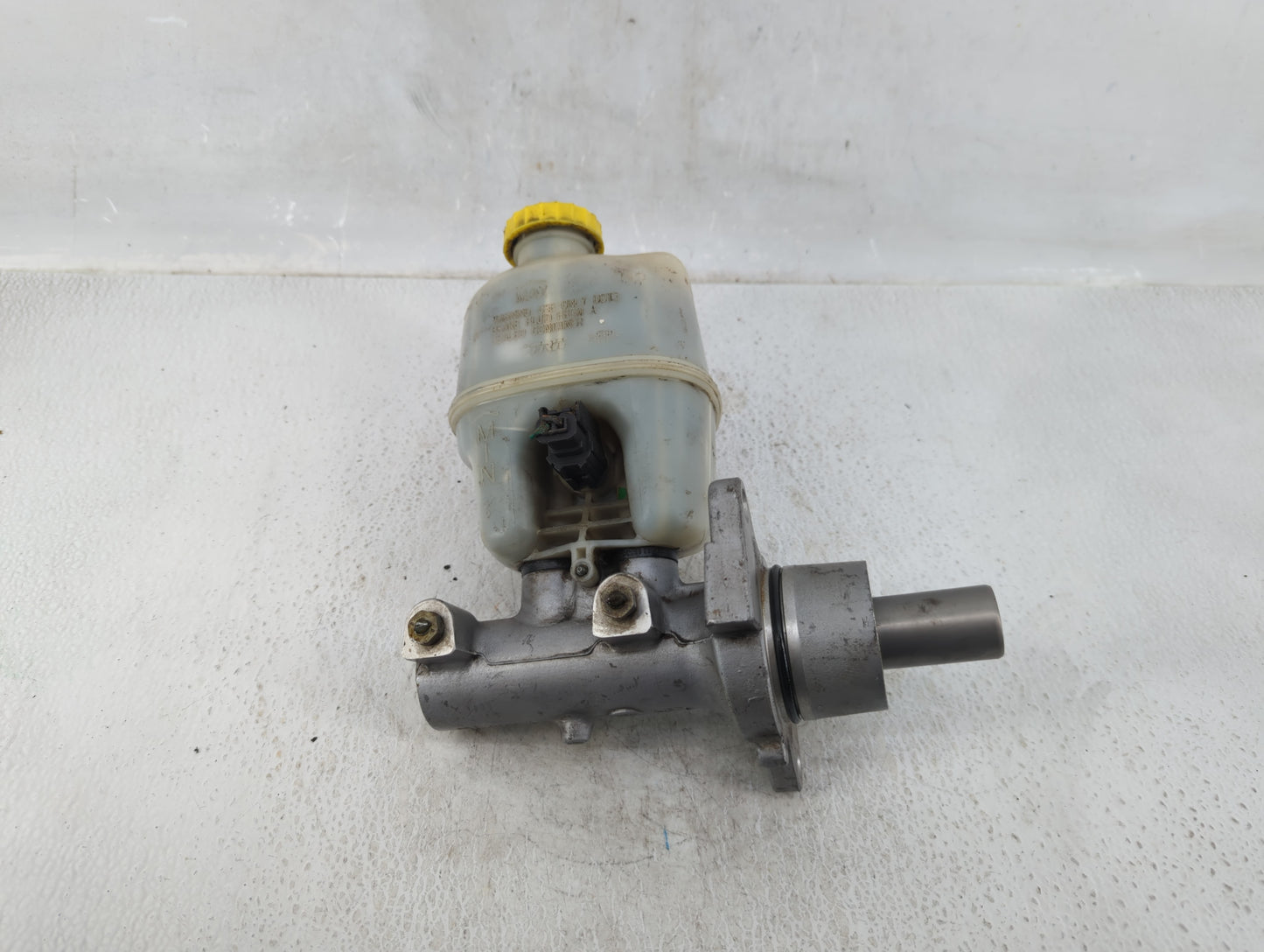 2003-2008 Dodge Ram 1500 Brake Master Cylinder - Oemusedautoparts1.com