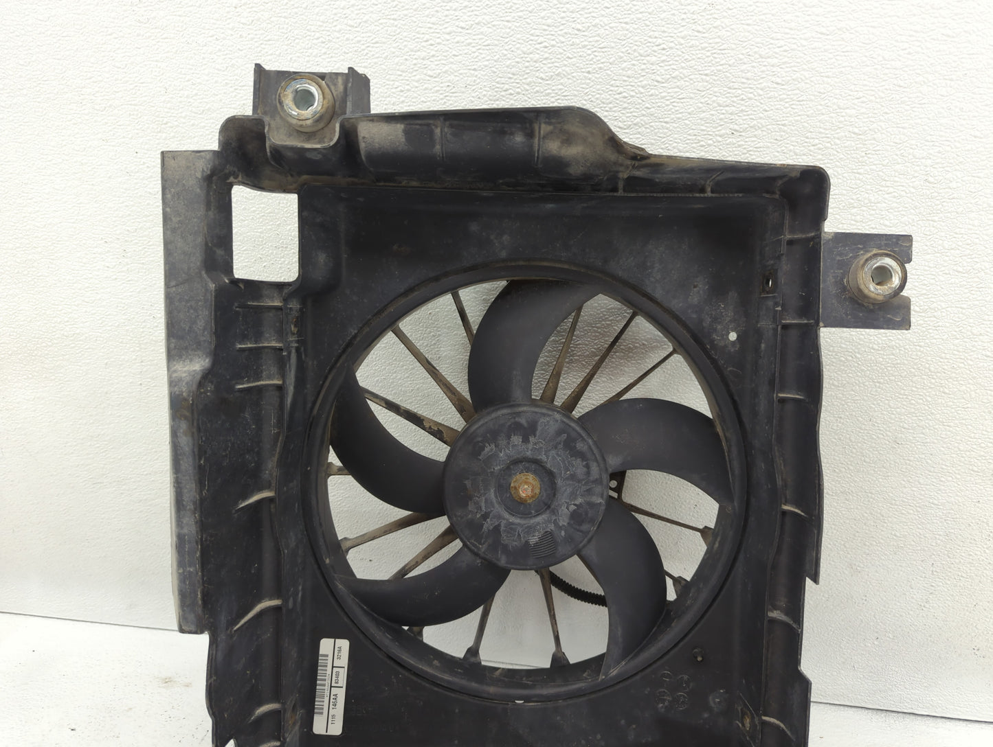2007-2007 Dodge Ram 1500 Left Radiator Fan Motor Assembly - Oemusedautoparts1.com