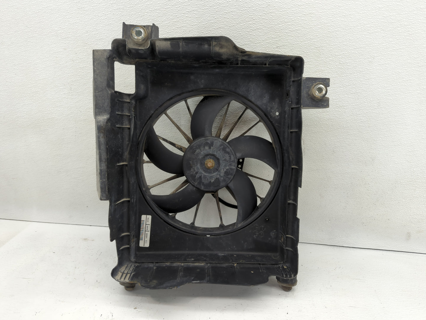2007-2007 Dodge Ram 1500 Left Radiator Fan Motor Assembly - Oemusedautoparts1.com