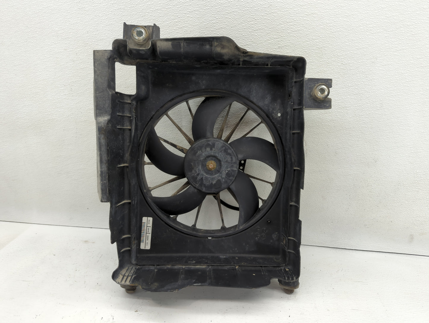 2007-2007 Dodge Ram 1500 Left Radiator Fan Motor Assembly - Oemusedautoparts1.com