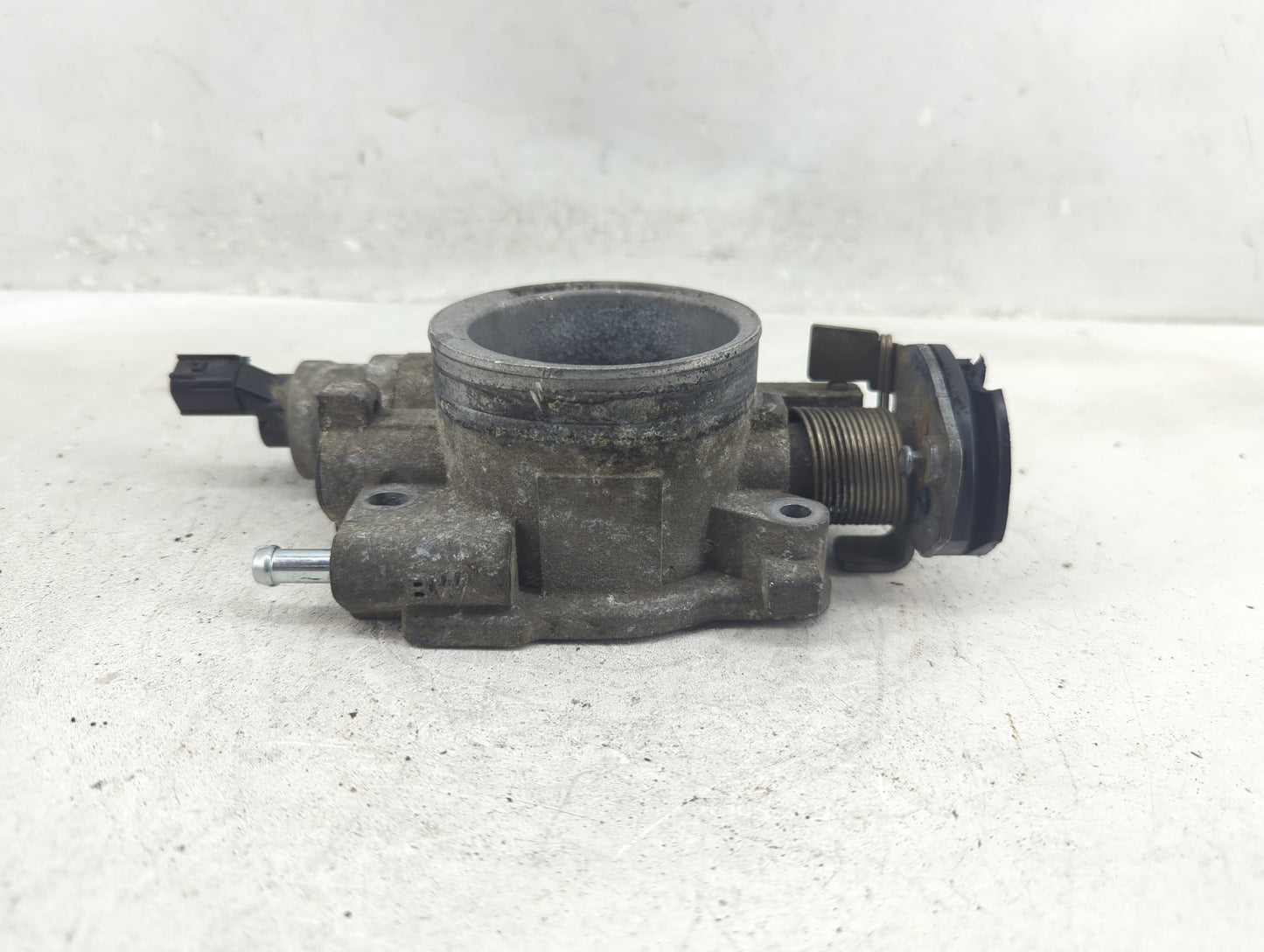 2004-2007 Dodge Ram 1500 Throttle Body Fits Fits 2004 2005 2006 2007 OEM Used Auto Parts - Oemusedautoparts1.com