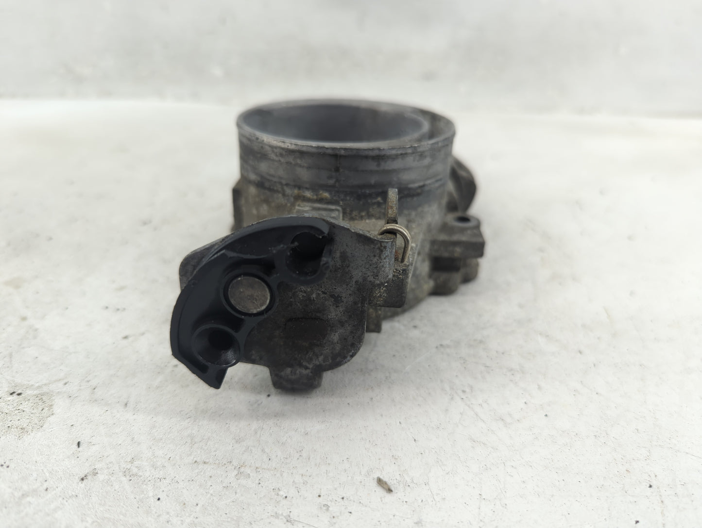 2004-2007 Dodge Ram 1500 Throttle Body Fits Fits 2004 2005 2006 2007 OEM Used Auto Parts - Oemusedautoparts1.com