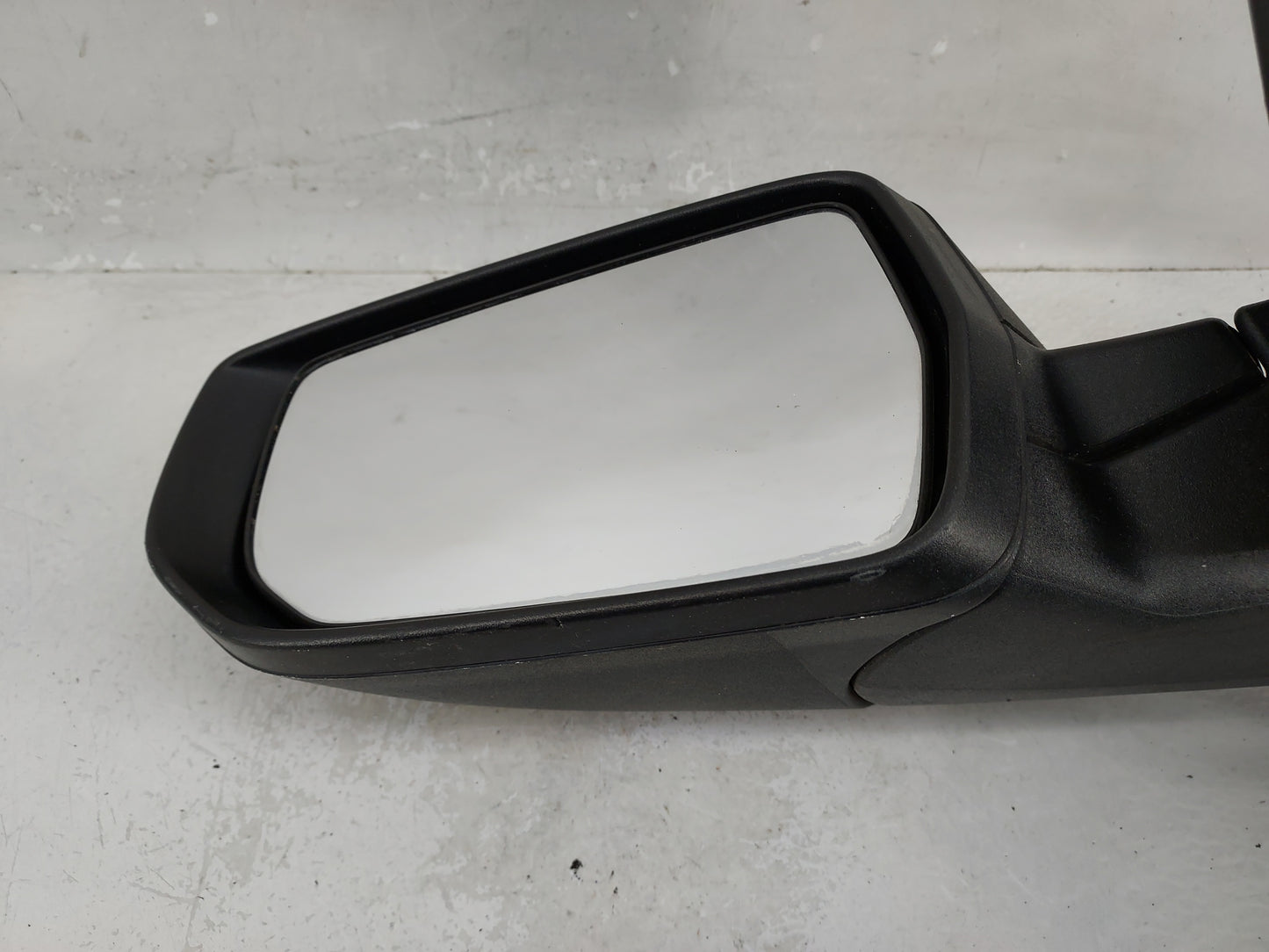 2002-2008 Dodge Ram 1500 Driver Side View Mirror - Left Door Mirror OEM Used - Oemusedautoparts1.com