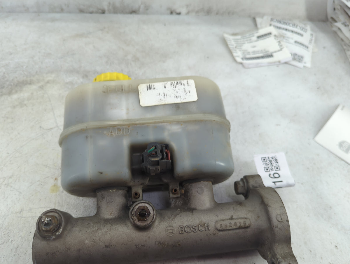 Dodge Ram 2500 Brake Master Cylinder 1516016 - Oemusedautoparts1.com