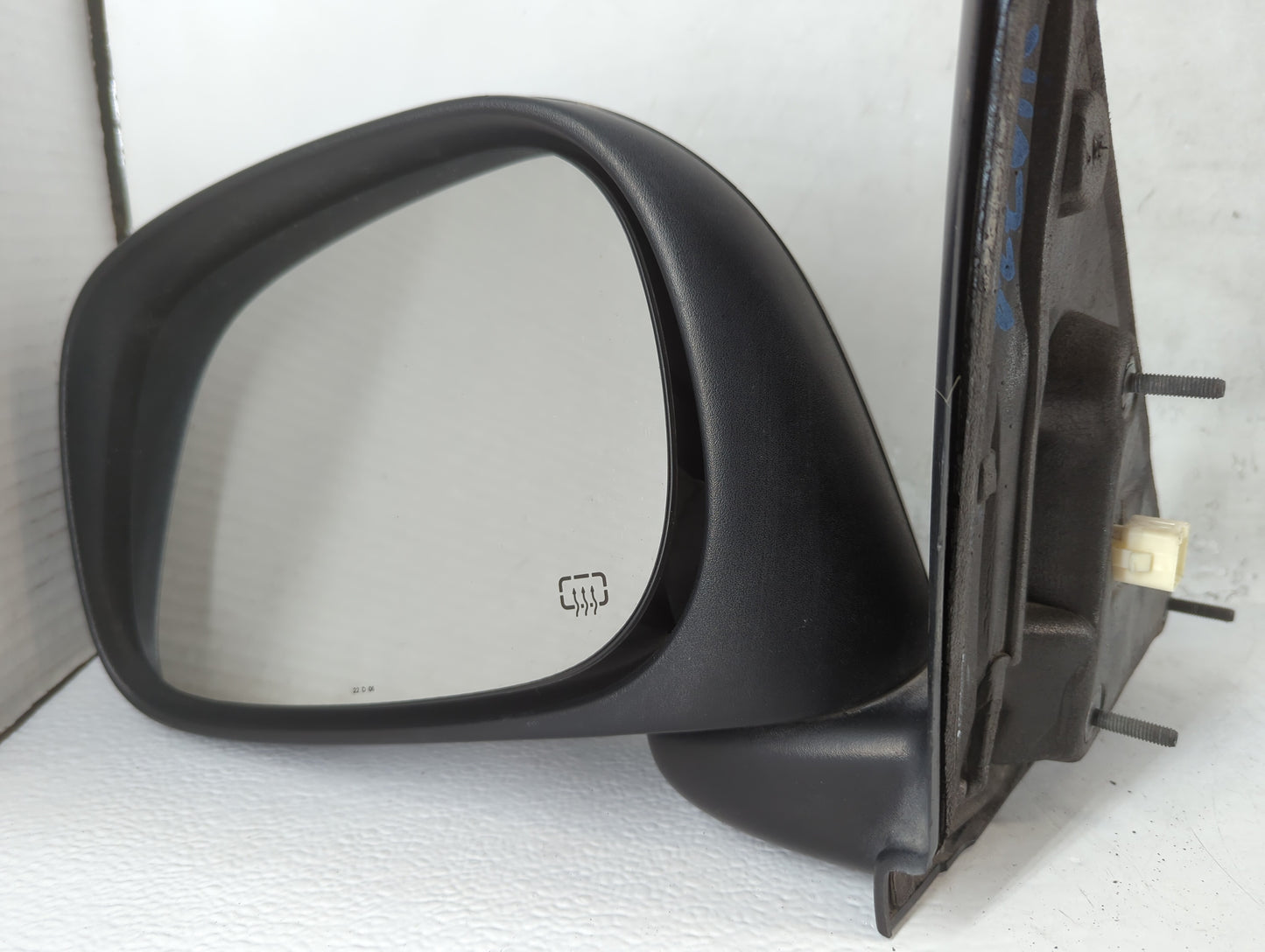 2003-2009 Dodge Ram 2500 Driver Side View Mirror - Left Door Mirror OEM Used - Oemusedautoparts1.com