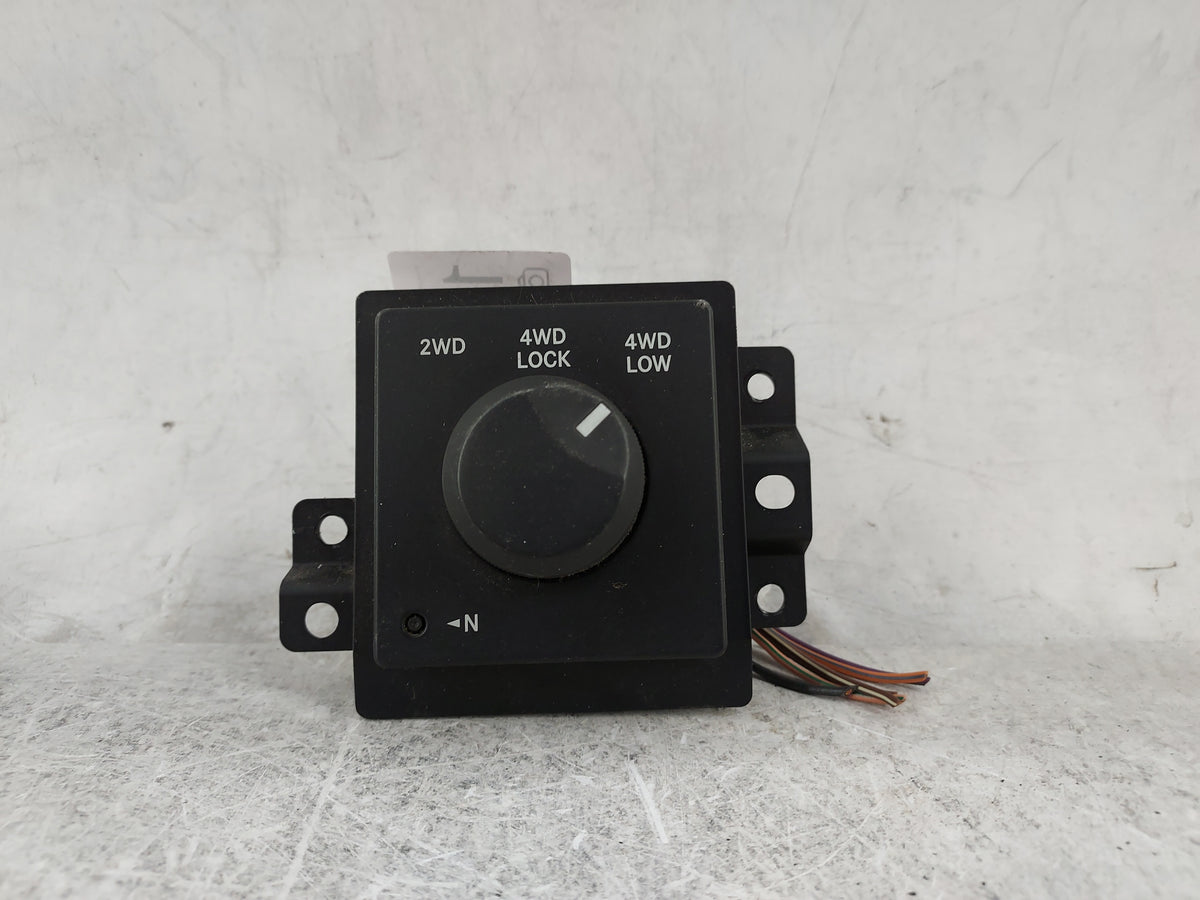2007 Dodge Ram 3500 Traction Control Module 56049674ae|l0020269ae - Oemusedautoparts1.com