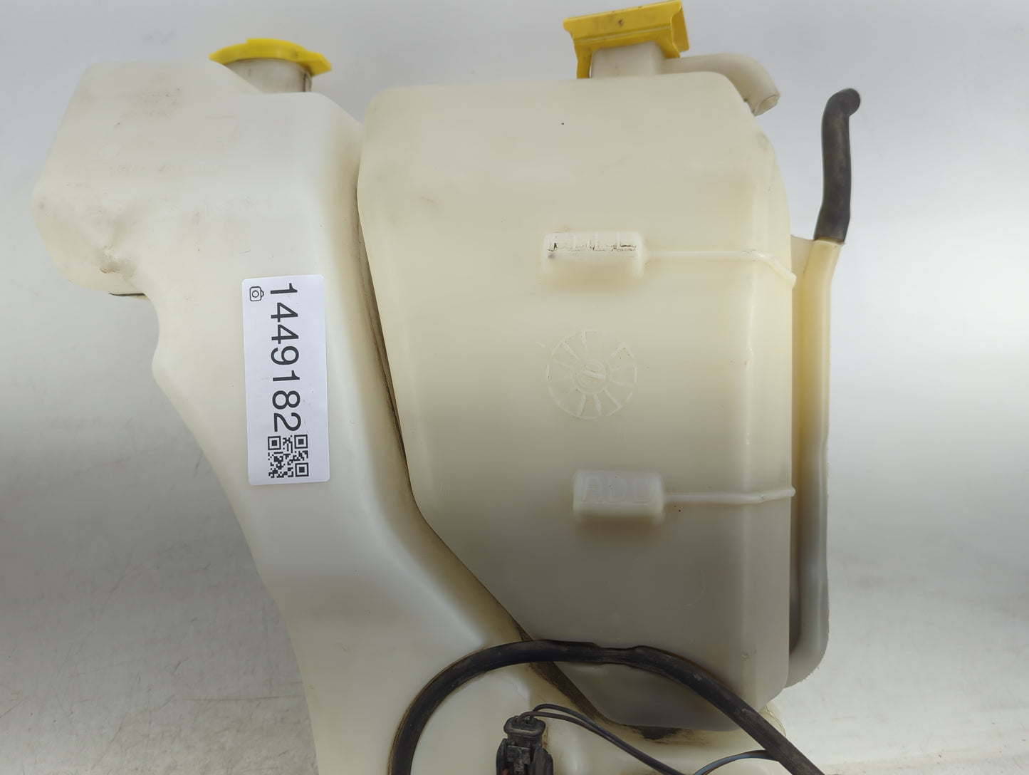 2004-2008 Dodge Ram 1500 Windshield Washer Fluid Reservoir Bottle Oem - Oemusedautoparts1.com