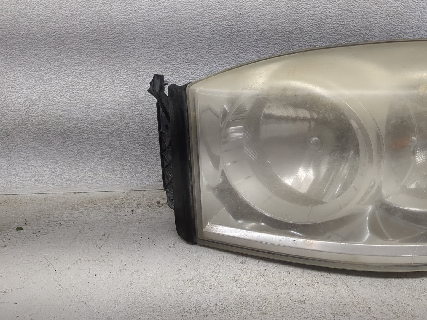 2007-2008 Dodge Ram 1500 Passenger Right Oem Head Light Headlight Lamp 1464842 - Oemusedautoparts1.com