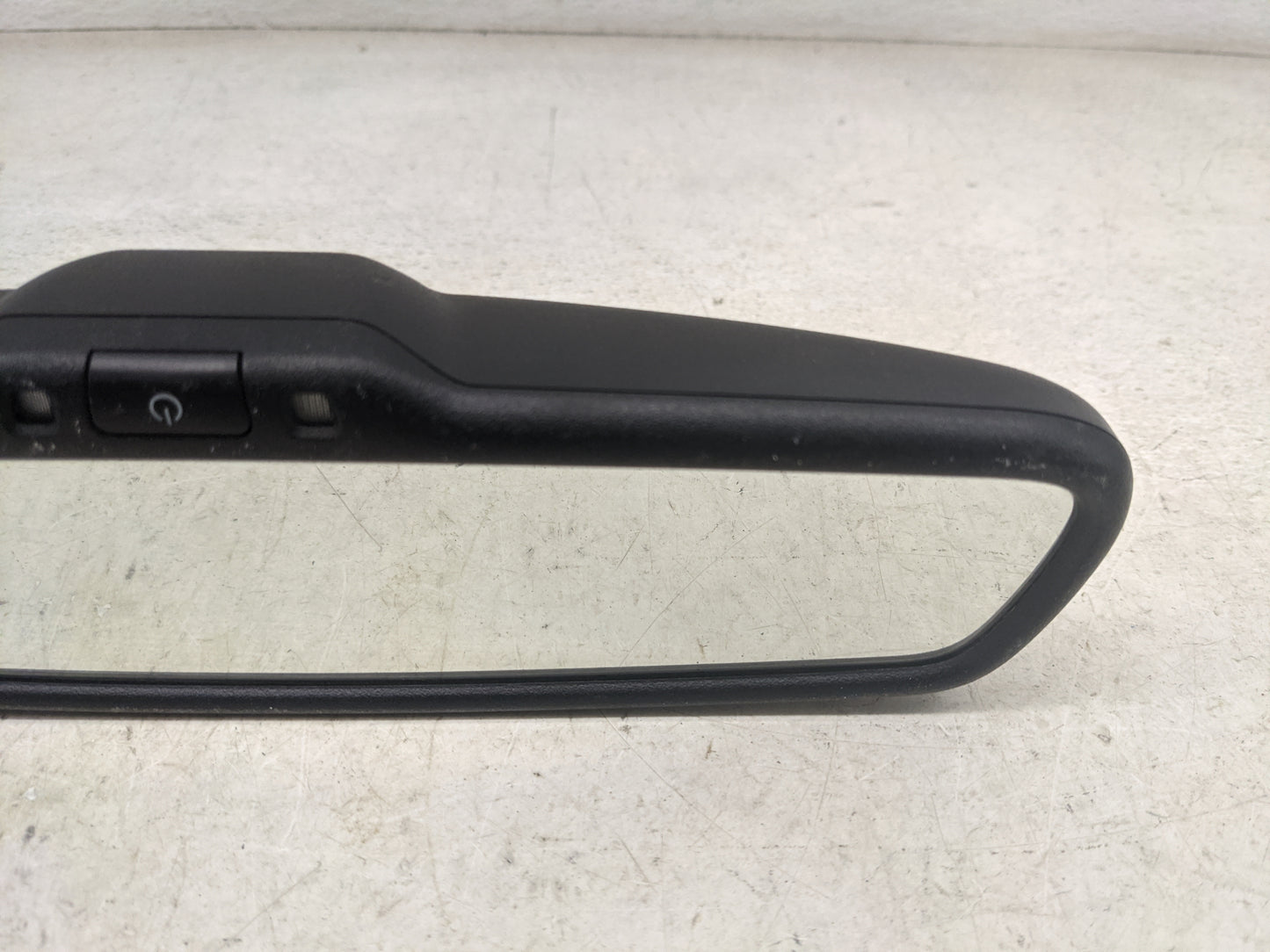 2007 Dodge Ram 1500 Interior Rear View Mirror Replacement OEM P/N:015892 04020ZIEC107-2.1, 048055Z7AE Fits OEM Used Auto Par