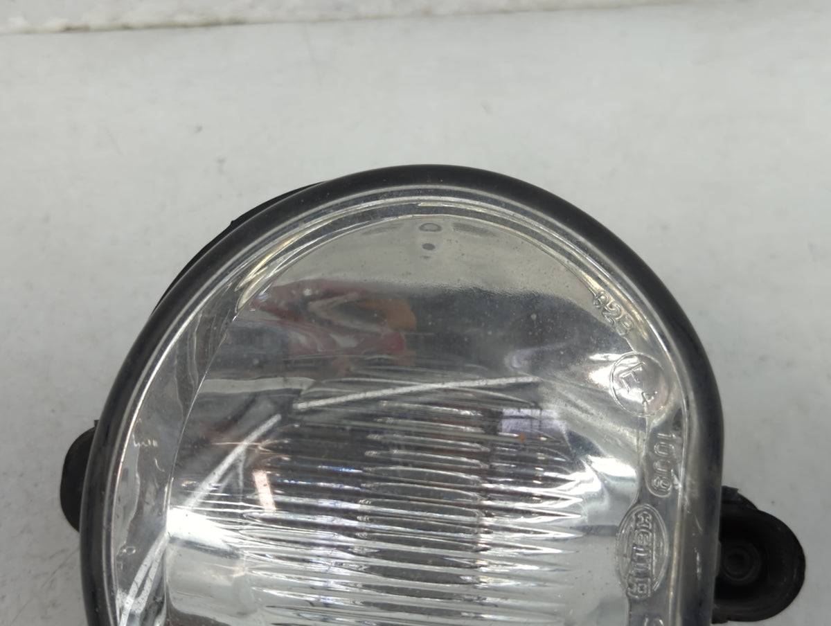 2002-2008 Dodge Ram 1500 Passenger Right Oem Fog Light Lamp Black - Oemusedautoparts1.com