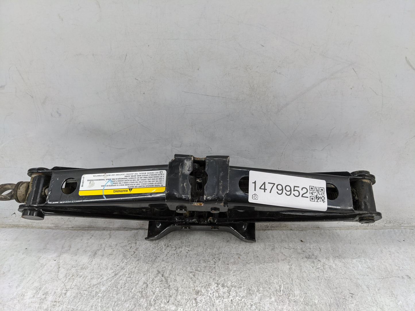 2007 Dodge Ram 1500 Spare Scissor Car Jack 1479952 - Oemusedautoparts1.com