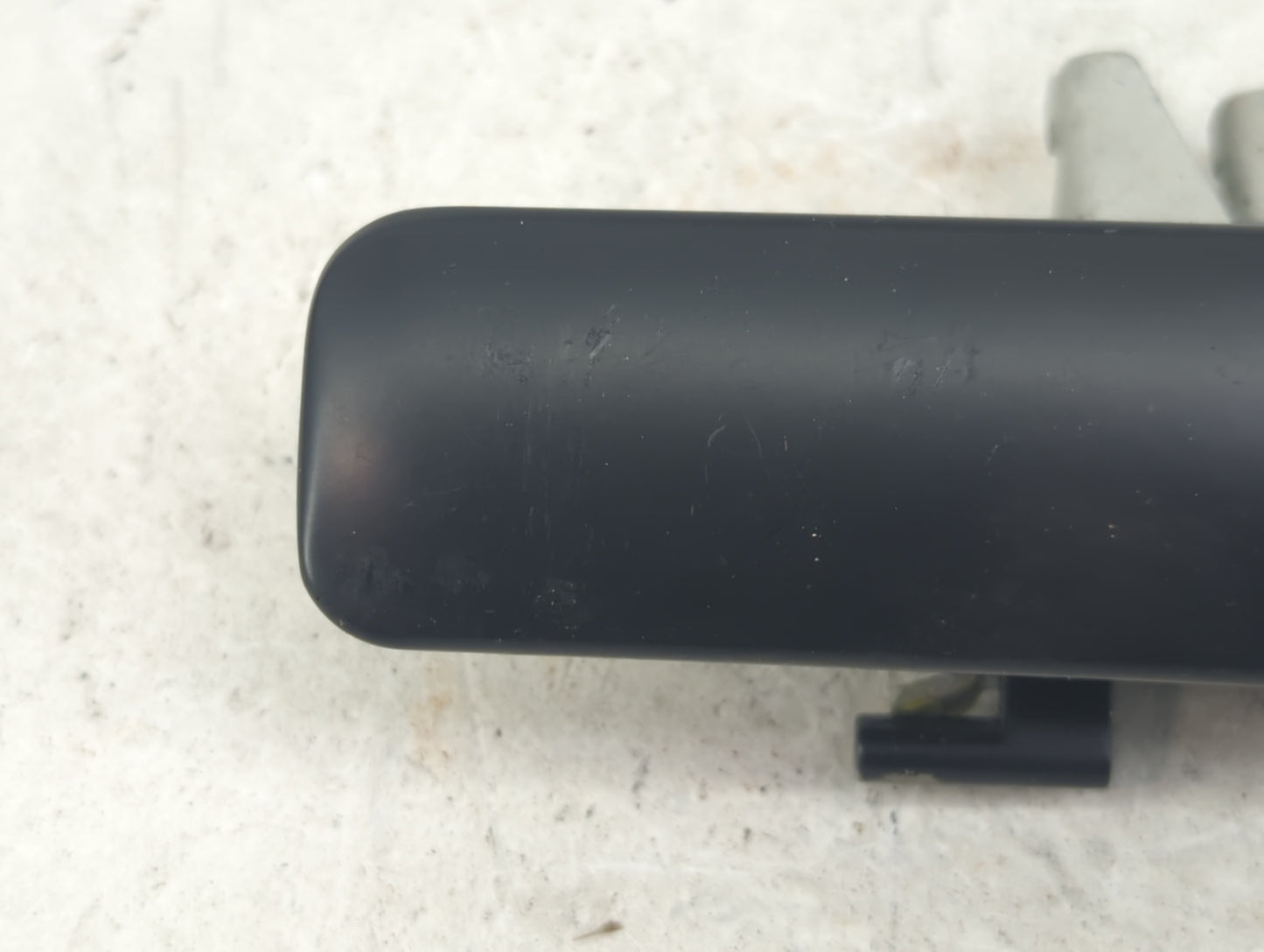 2002-2014 Ford E-150 Driver Front Left Door Handle Exterior Assembly 1416259 - Oemusedautoparts1.com