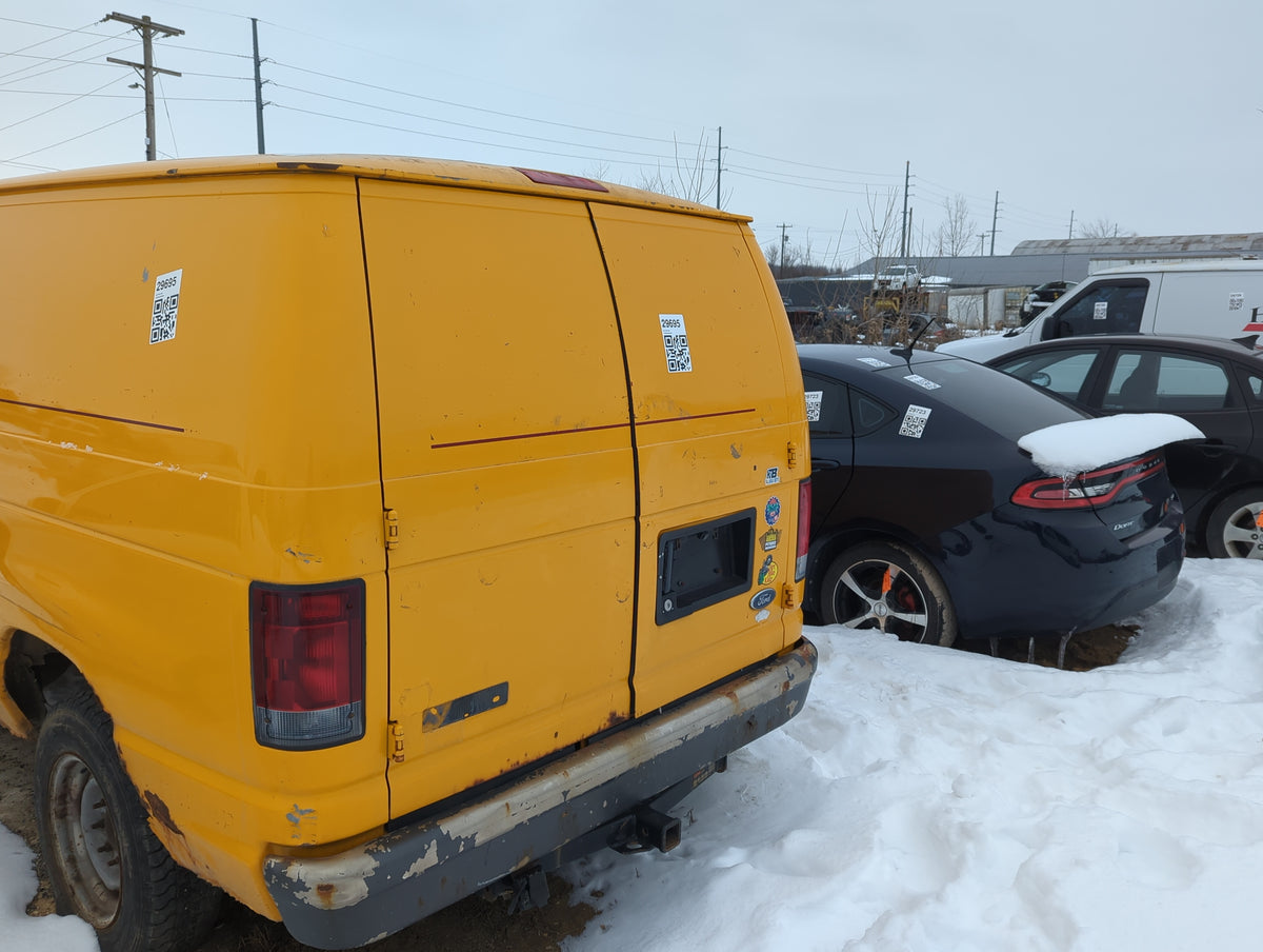 2003-2007 Ford E-250 Back Door Right Passenger Side Oem - Oemusedautoparts1.com