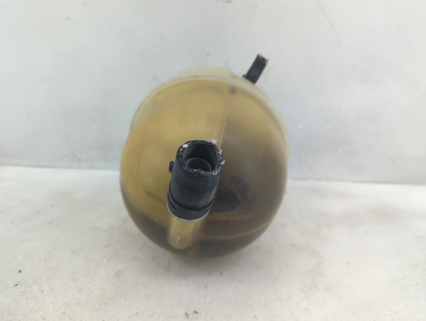2003-2007 Ford E-250 Radiator Coolant Overflow Expansion Tank Bottle - Oemusedautoparts1.com
