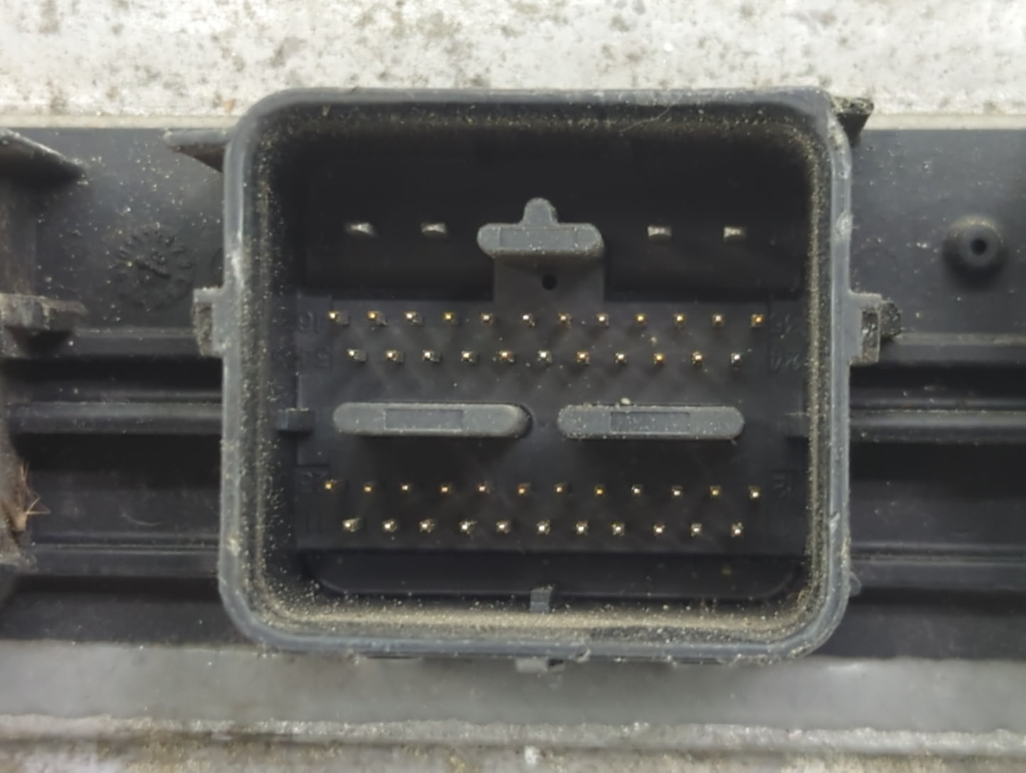 2007-2008 Ford E-250 PCM Engine Control Computer ECU ECM PCU OEM P/N:7C2A-12A650-AHB Fits Fits 2007 2008 OEM Used Auto Parts