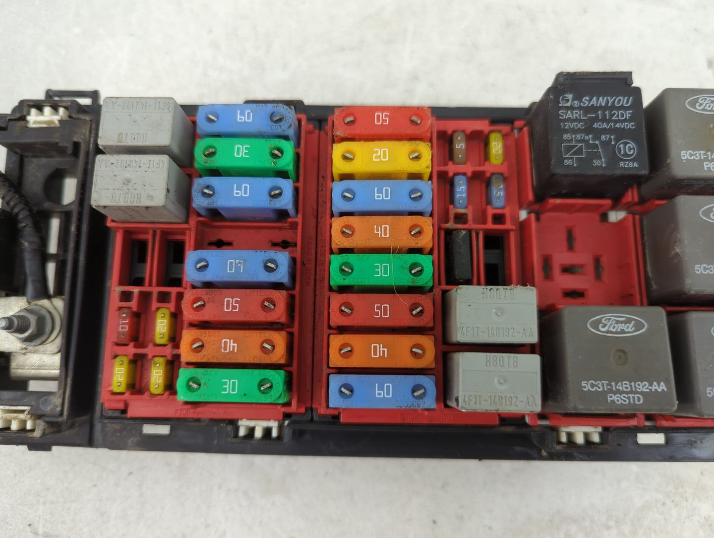 2005-2008 Ford E-250 Fusebox Fuse Box Panel Relay Module Fits Fits 2005 2006 2007 2008 OEM Used Auto Parts - Oemusedautopart