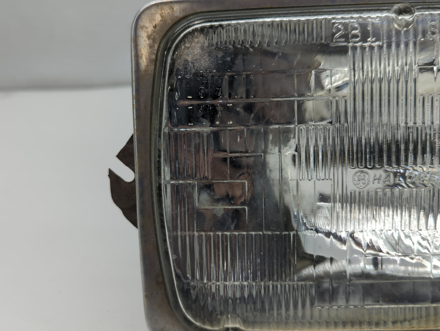 2007 Ford E-450 Super Duty Driver Left Oem Front Light Lamp - Oemusedautoparts1.com
