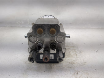 compare product 2007 Ford E250 ABS Pump Control Module Replacement P/N:16385201A 7C24-2C346-BA Fits Fits 2006 OEM Used Auto Parts