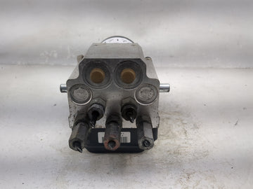 2007 Ford E250 ABS Pump Control Module Replacement P/N:16385201A 7C24-2C346-BA Fits Fits 2006 OEM Used Auto Parts - Oemuseda