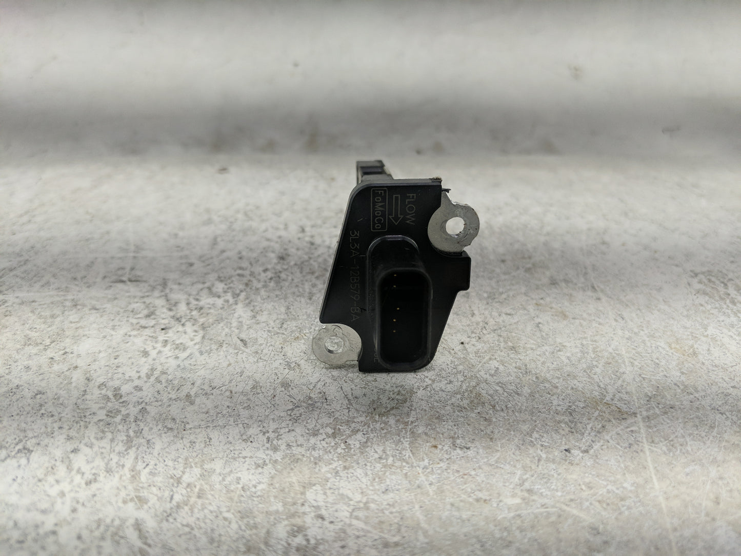 Ford E250 Mass Air Flow Meter Maf 1486586 - Oemusedautoparts1.com