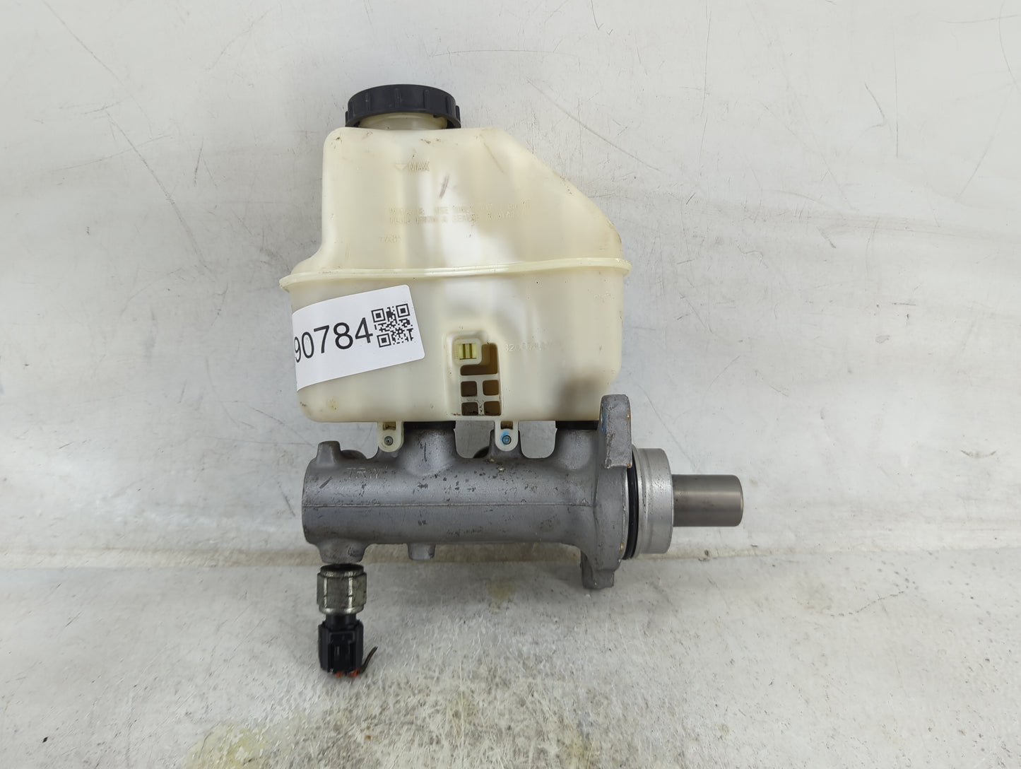 Ford E350 Brake Master Cylinder 1490784 - Oemusedautoparts1.com