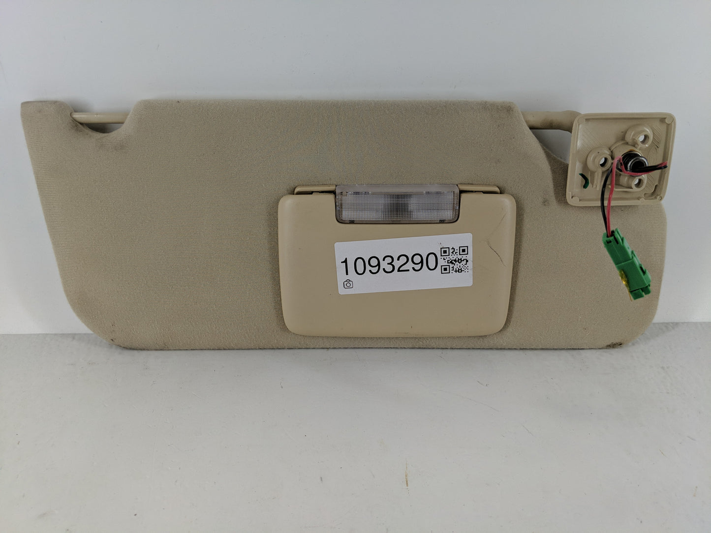 2007-2010 Ford Edge Sun Visor Shade Replacement Passenger Right Mirror Fits Fits 2007 2008 2009 2010 OEM Used Auto Parts - O