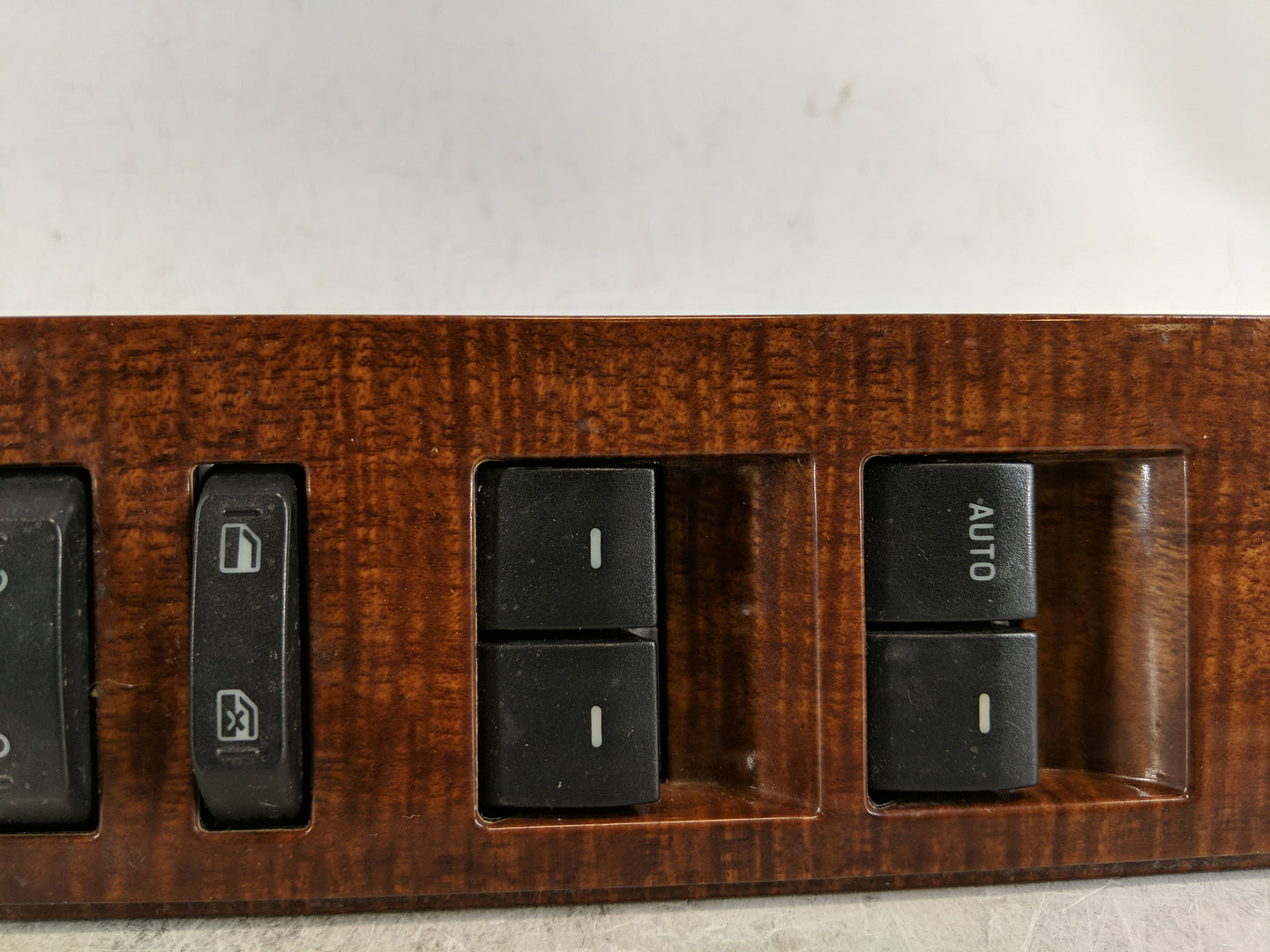 2007 Ford Edge Master Power Window Switch Replacement Driver Side Left P/N:7L2T-14540-AAW Fits Fits 2006 2008 2009 2010 OEM 