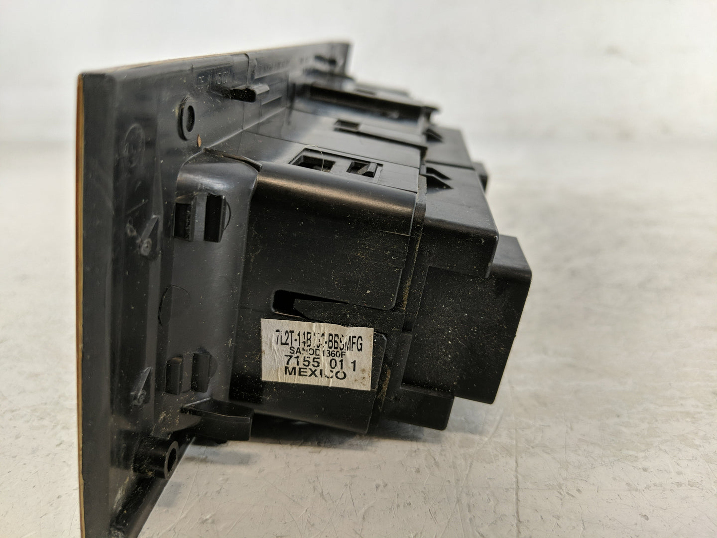 2007 Ford Edge Master Power Window Switch Replacement Driver Side Left P/N:7L2T-14540-AAW Fits Fits 2006 2008 2009 2010 OEM 