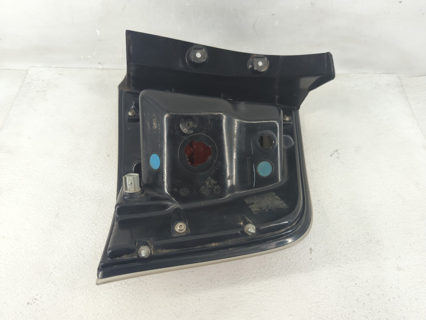 2007-2010 Ford Edge Tail Light Assembly Driver Left OEM P/N:7T43-13B505-A Fits Fits 2007 2008 2009 2010 OEM Used Auto Parts 