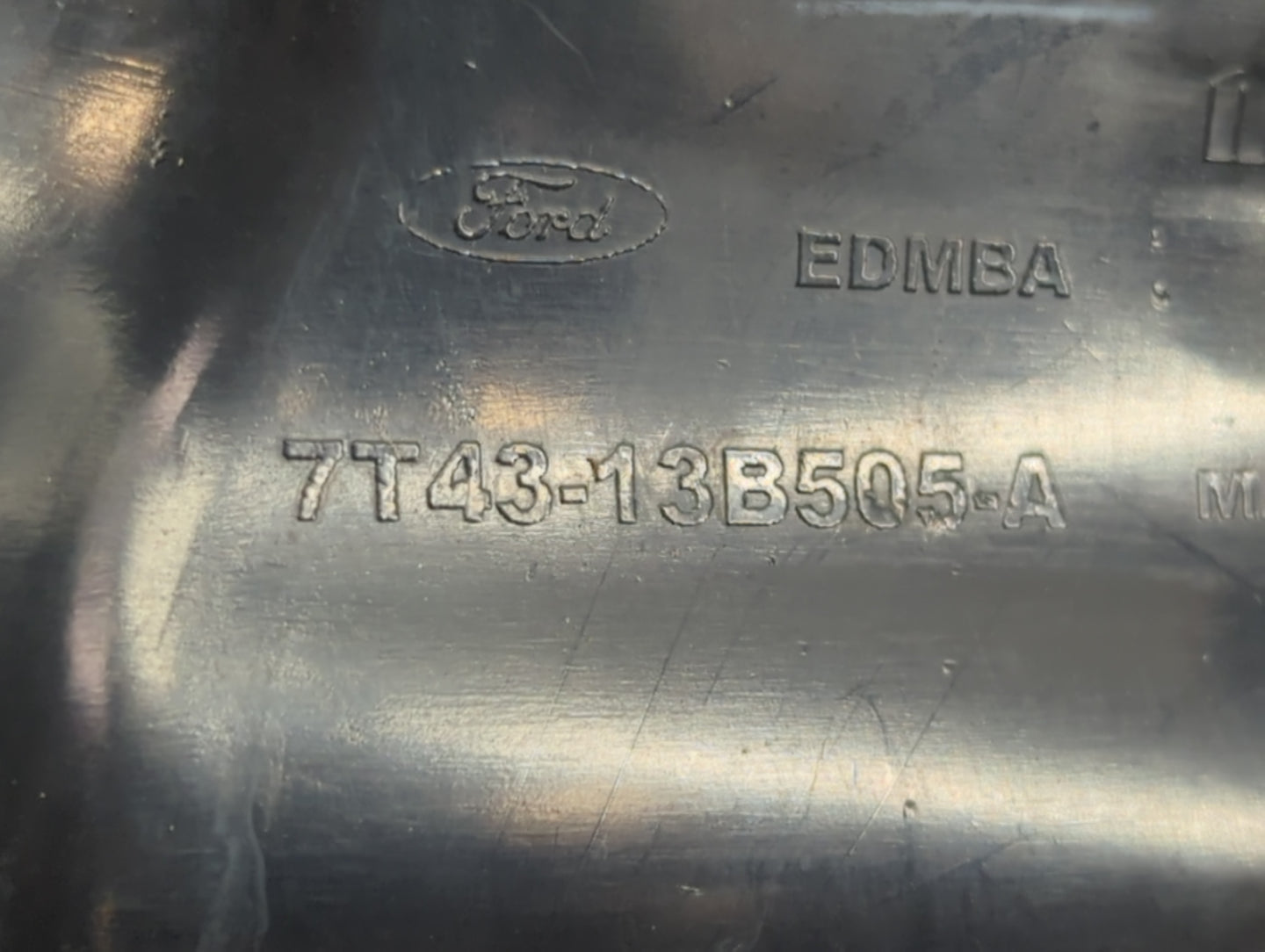 2007-2010 Ford Edge Tail Light Assembly Driver Left OEM P/N:7T43-13B505-A Fits Fits 2007 2008 2009 2010 OEM Used Auto Parts 